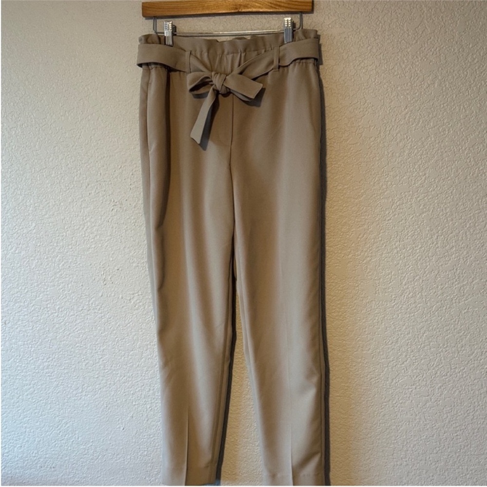 Paperbag Tie-Waist Women's Trousers in Taupe